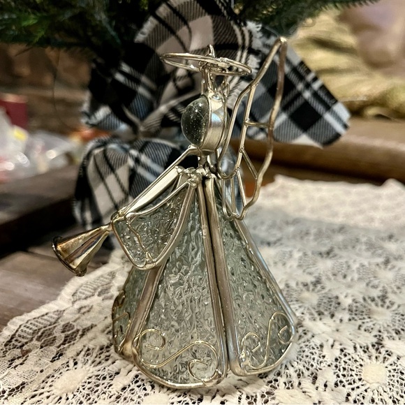Vintage Clear Textured Stained Glass Angel With a Horn Christmas Angel Ornament - Picture 4 of 9